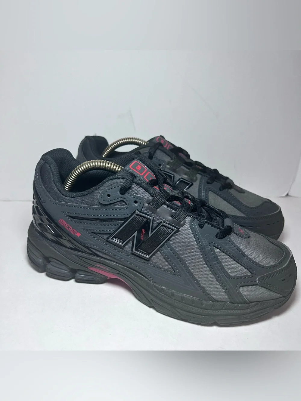 New Balance 1906R Black Athletic Shoes Castle Rock Red Fade Kids 5